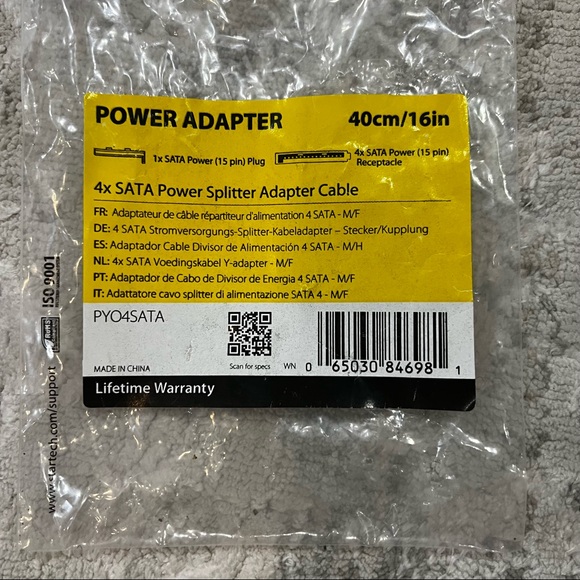 StarTech.com 4x SATA Power Splitter Adapter Cable - Picture 2 of 7